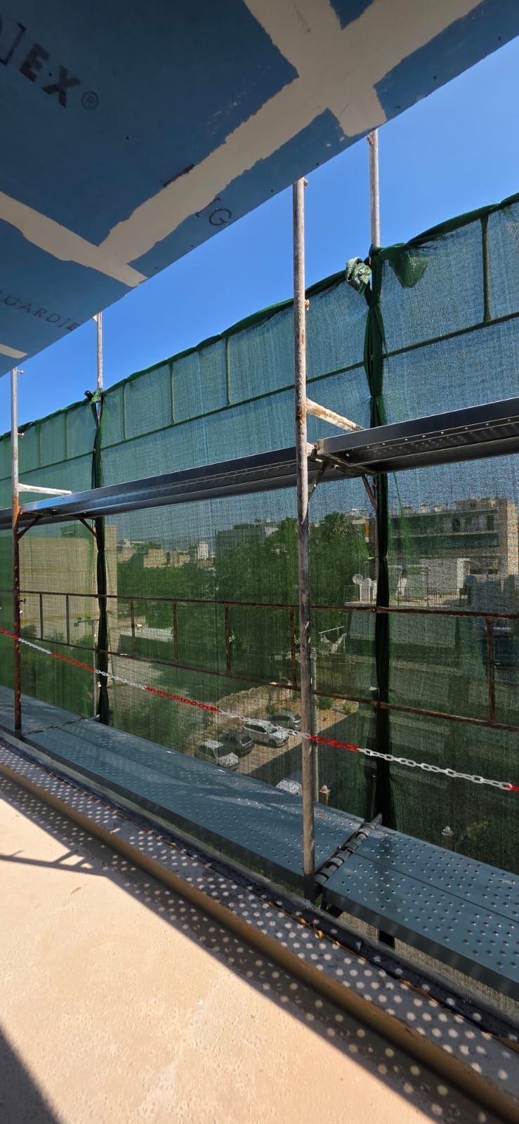 Balkon korkuluk hattı